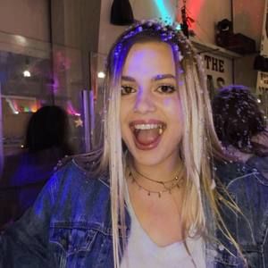 Meet your Posher, Taylor